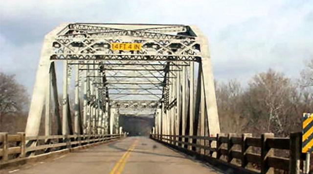 The report said Kansas has nearly 3,000 structurally deficient bridges.