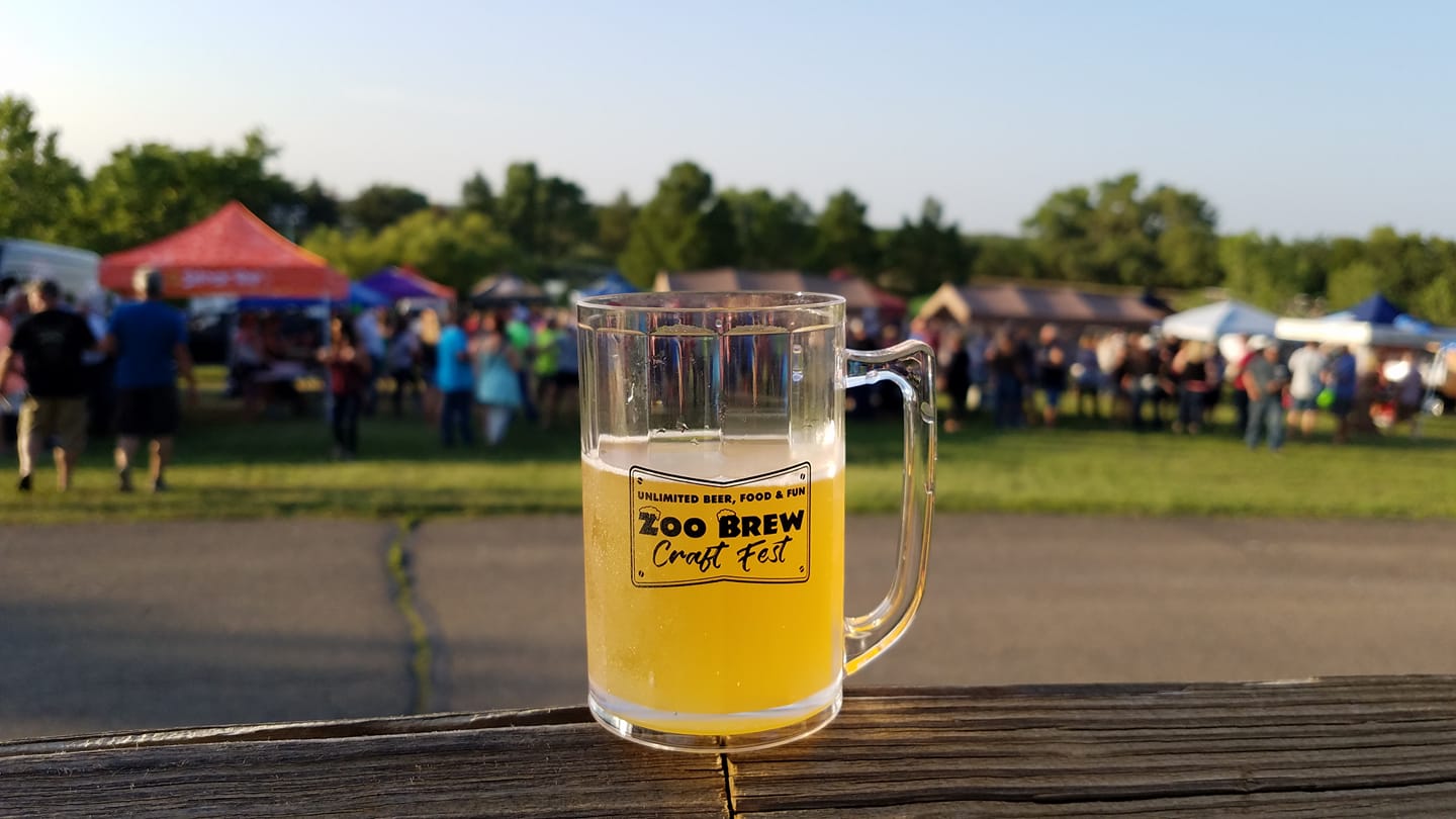 Large Crew Enjoy “Zoo Brew”