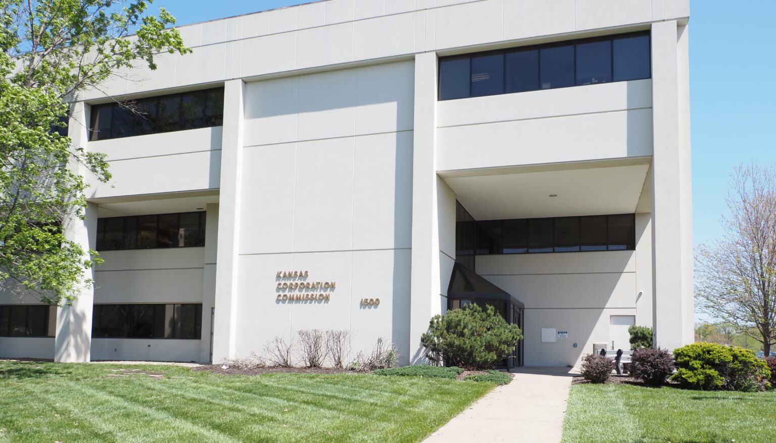 New Kansas Rules For Big Power Users